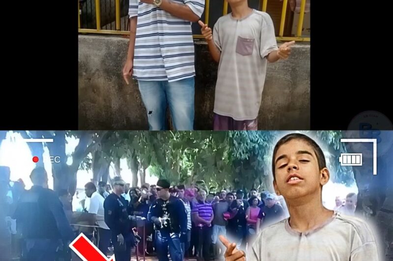 Aos 13 anos, enquanto outros garotos sonhavam com o futebol ou a escola, Luquinhas já ostentava tatuagens do crime e uma frieza que assustava até bandidos veteranos. Criado no Sol Nascente, ele mergulhou em um mundo de violência sem volta, acreditando que a pouca idade seria seu escudo. Mas no tribunal das ruas, a sentença é rápida e cruel. O que aconteceu com ele em plena feira do rolo, diante de centenas de pessoas, é um alerta perturbador sobre o destino de quem escolhe o caminho do crime cedo demais. Confira os detalhes dessa história chocante no primeiro comentário.